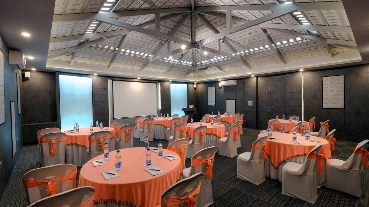 Fiestaa Resort N Events Venue Devanahalli Exterior foto